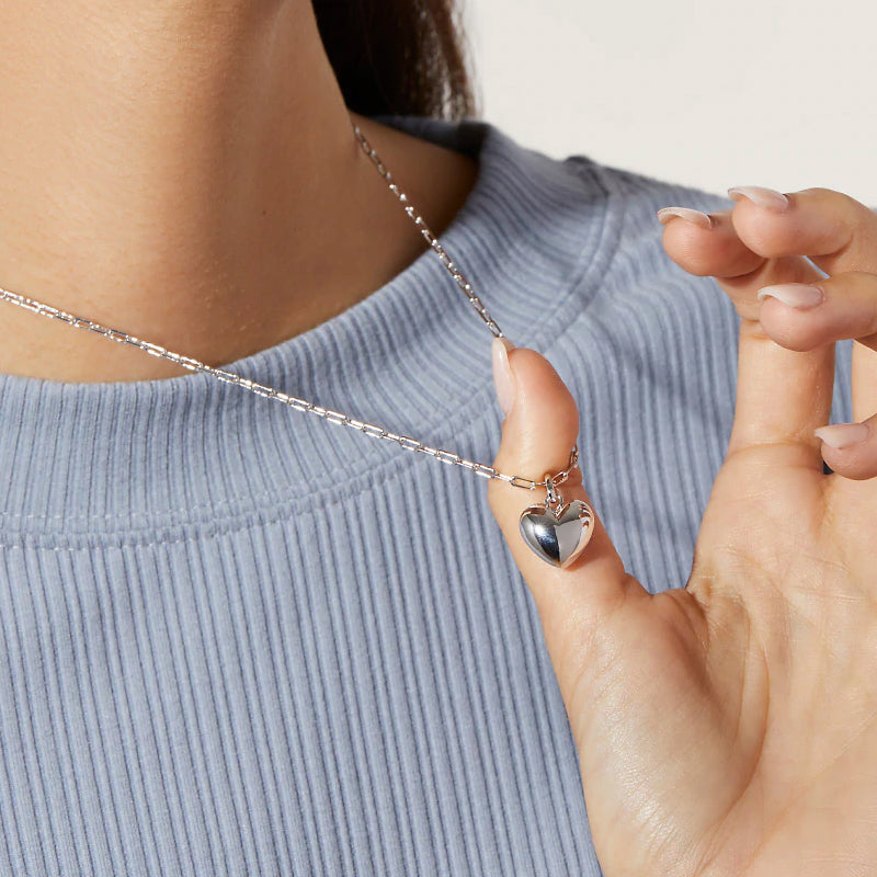 Simple Three-dimensional Heart Necklace