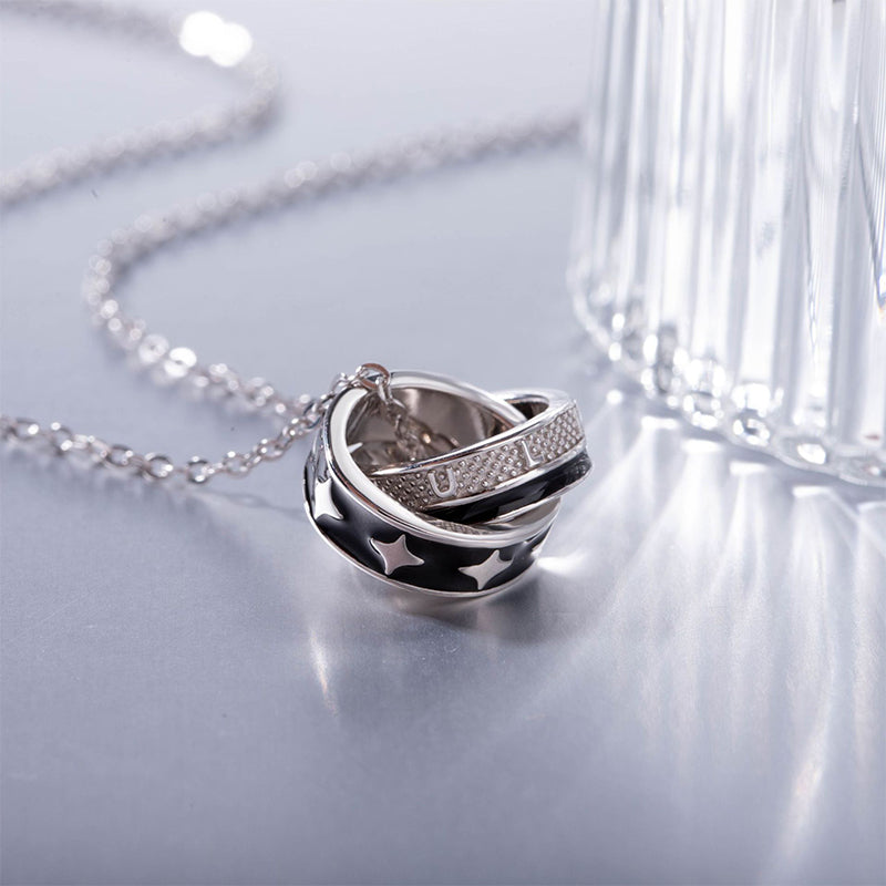 Interlocking Round Necklace