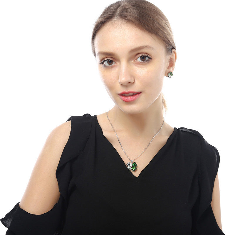Lucky Four-leaf Clover Crystal Necklace