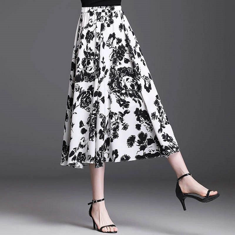 Simple Stretch Fitted A-Line Midi Skirt