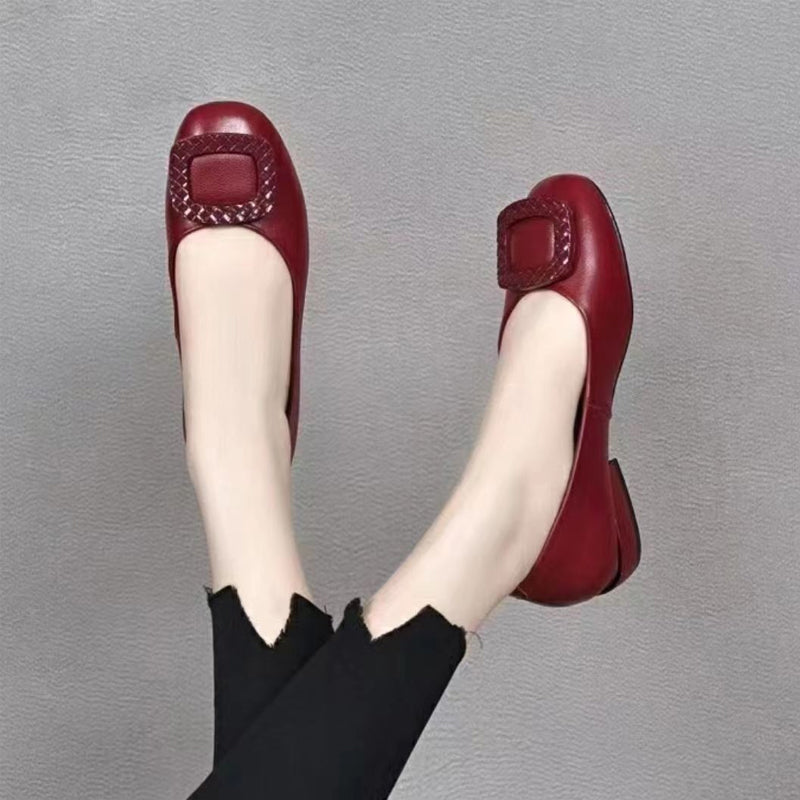 Medium Heel Leather Shoes