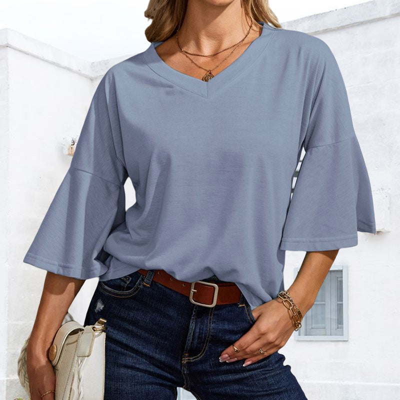 Plain V-neck flared T-shirt