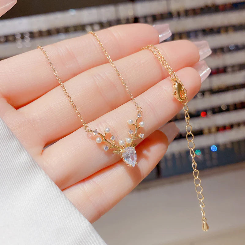 Glitter Deer Titanium Necklace