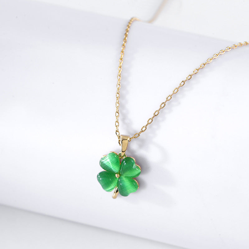 Heart-shaped Opal Lucky Four-leaf Clover Necklace