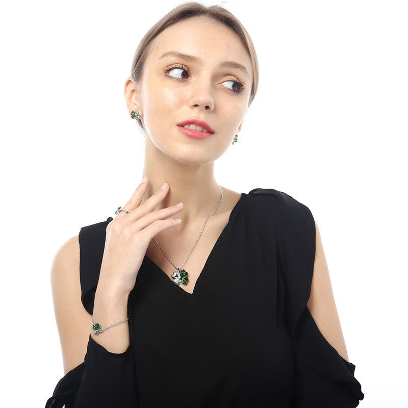 Lucky Four-leaf Clover Crystal Necklace