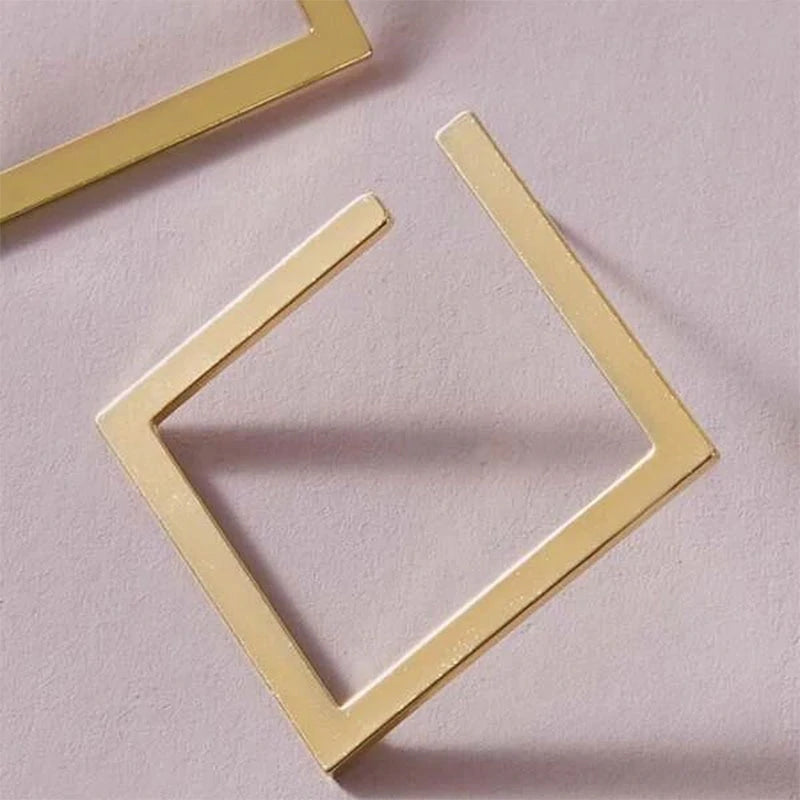 SQUARE HOOP EARRINGS