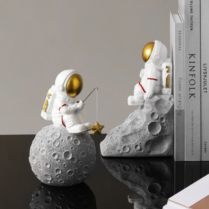 Creative Astronaut Desktop Decoration