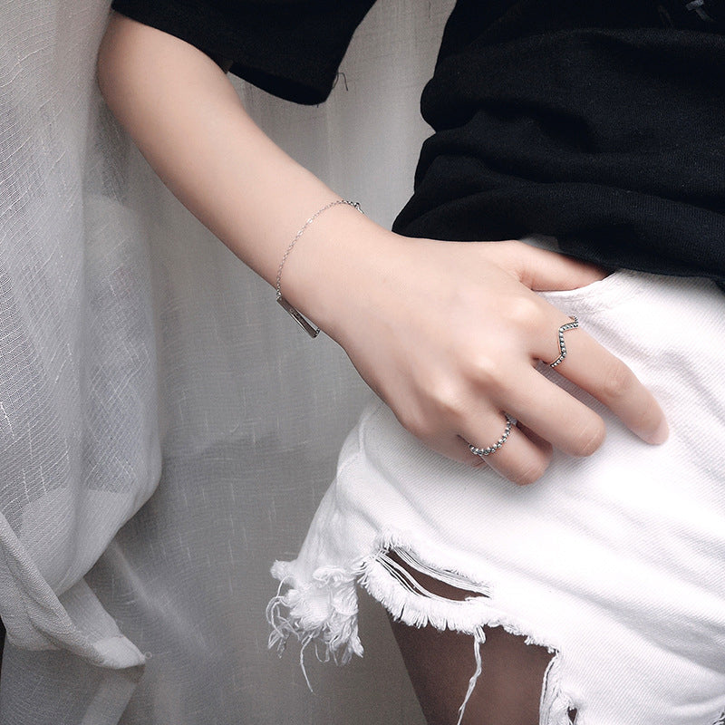 V-shaped Distressed Oopen Ring