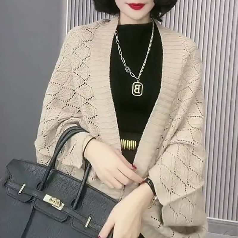 Women's Diamond Hollow Out Knitting Versatile Short Shawl