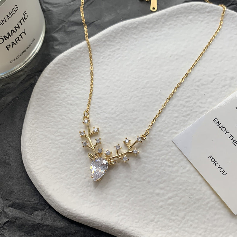 Glitter Deer Titanium Necklace
