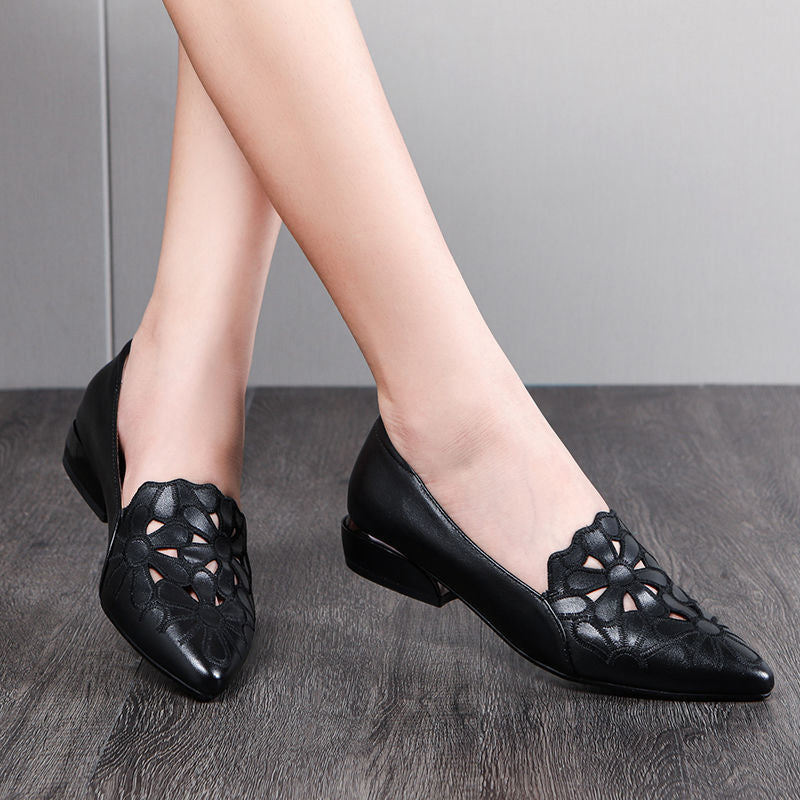 Soft surface hollow embroidered casual shoes