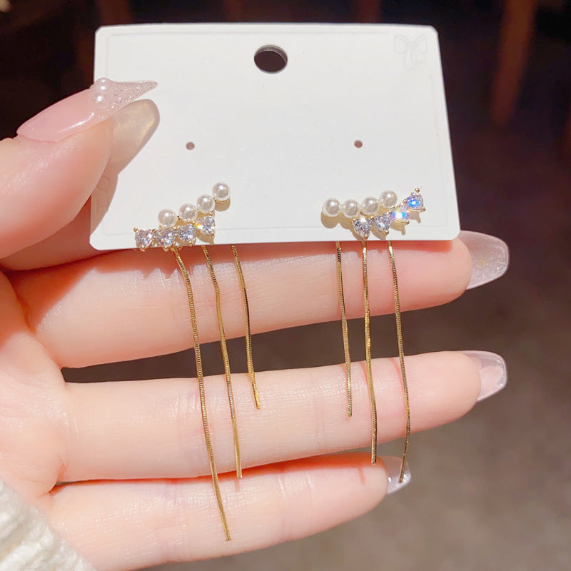 Simple Peral Curved Two-way Tassel Stud Earring