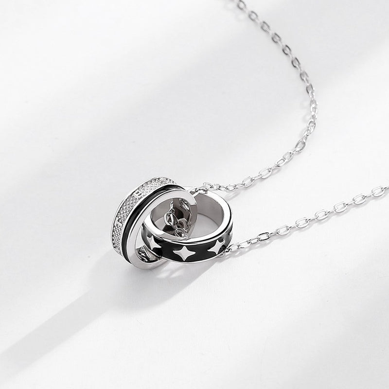 Interlocking Round Necklace