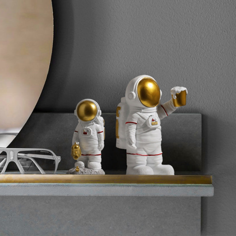 Creative Astronaut Desktop Decoration