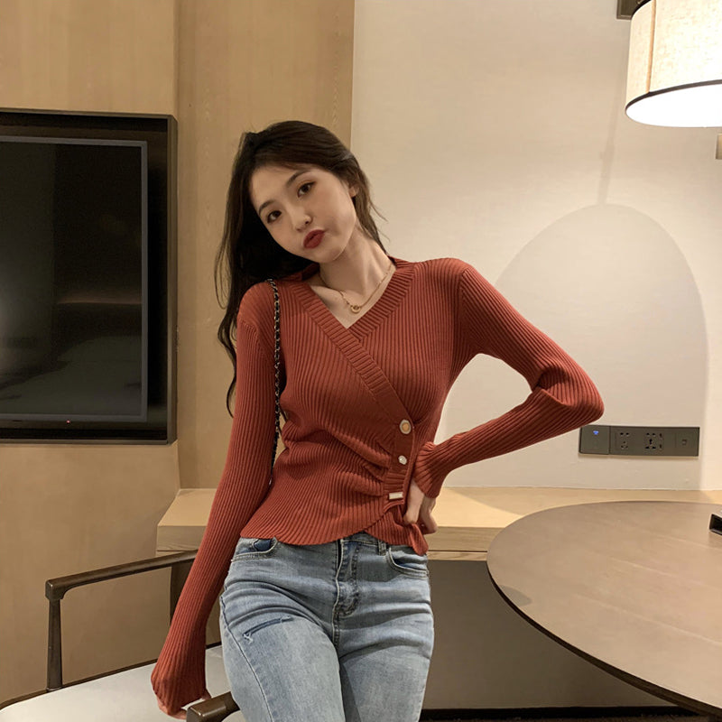 V-neck Pleated Sweater