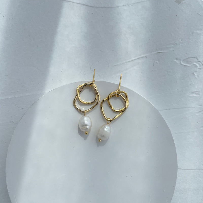 Hammered Double Circle Pearl Earrings