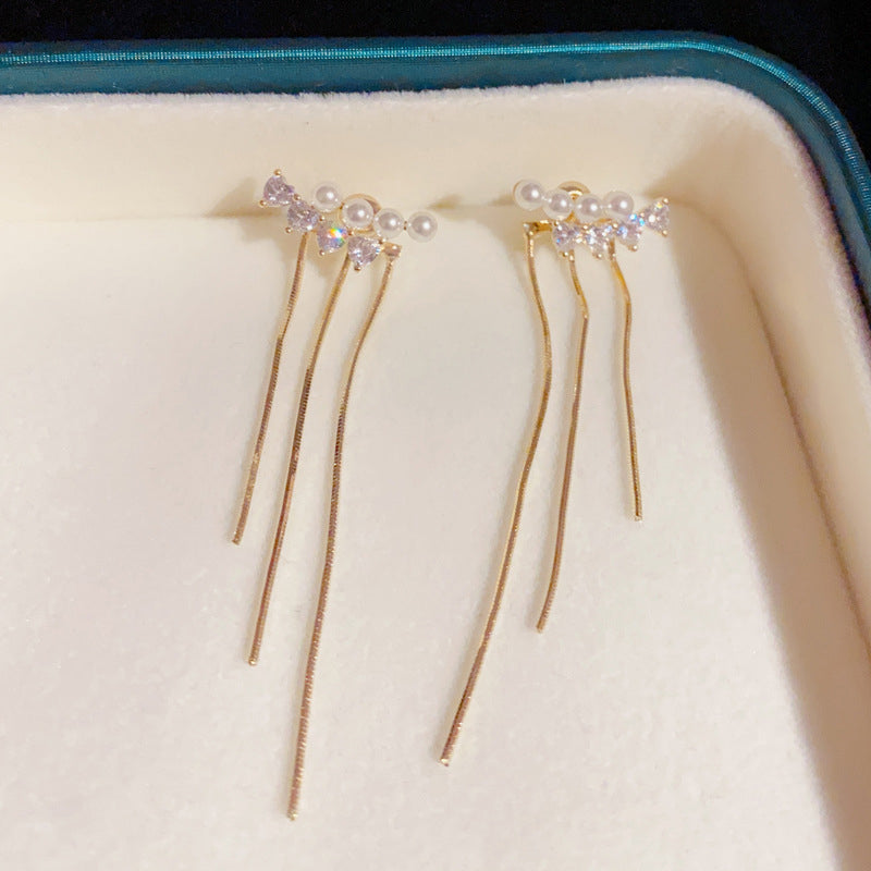 Simple Peral Curved Two-way Tassel Stud Earring