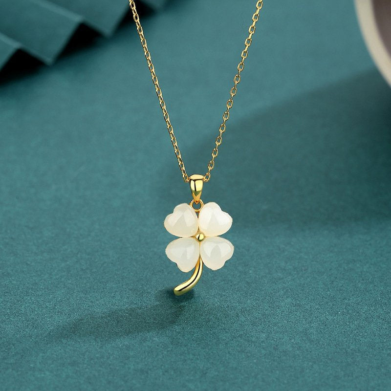 Heart-shaped Opal Lucky Four-leaf Clover Necklace