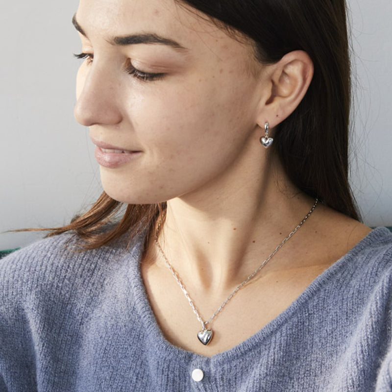 Simple Three-dimensional Heart Necklace