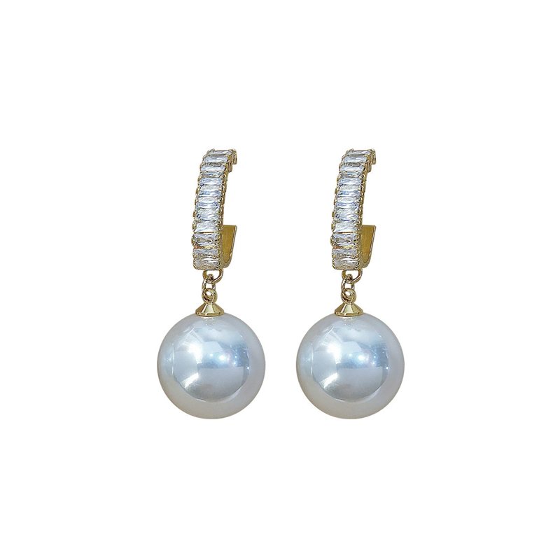 Pearl Drop Earrings