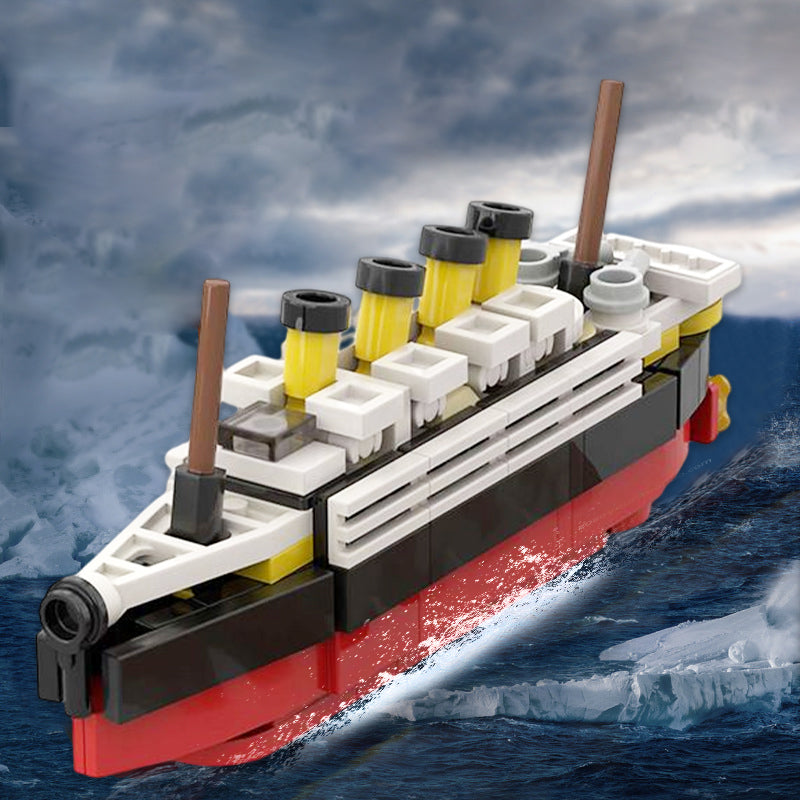 Titanic Cruise Ship Model