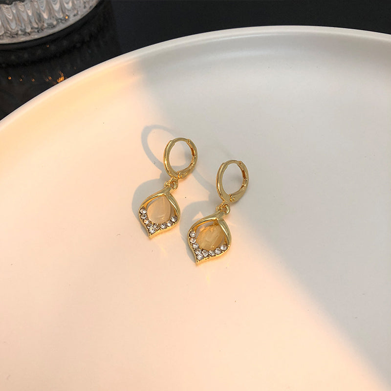 Shiny Cat Eye Earrings