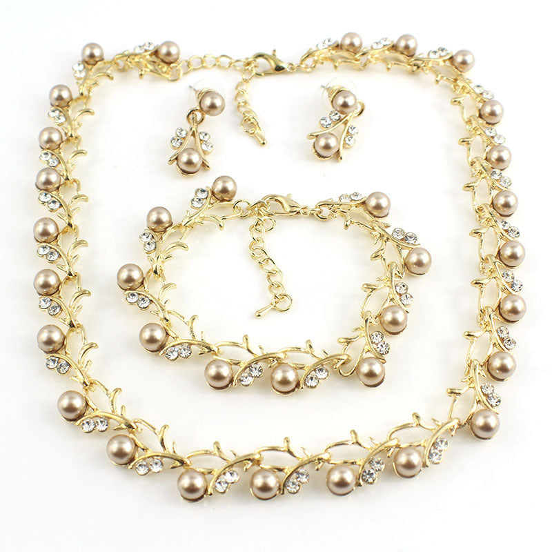 Three-Piece Pearl Earring Necklace Bracelet