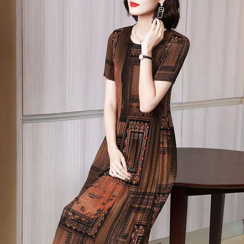 Fashionable Pleated Dress