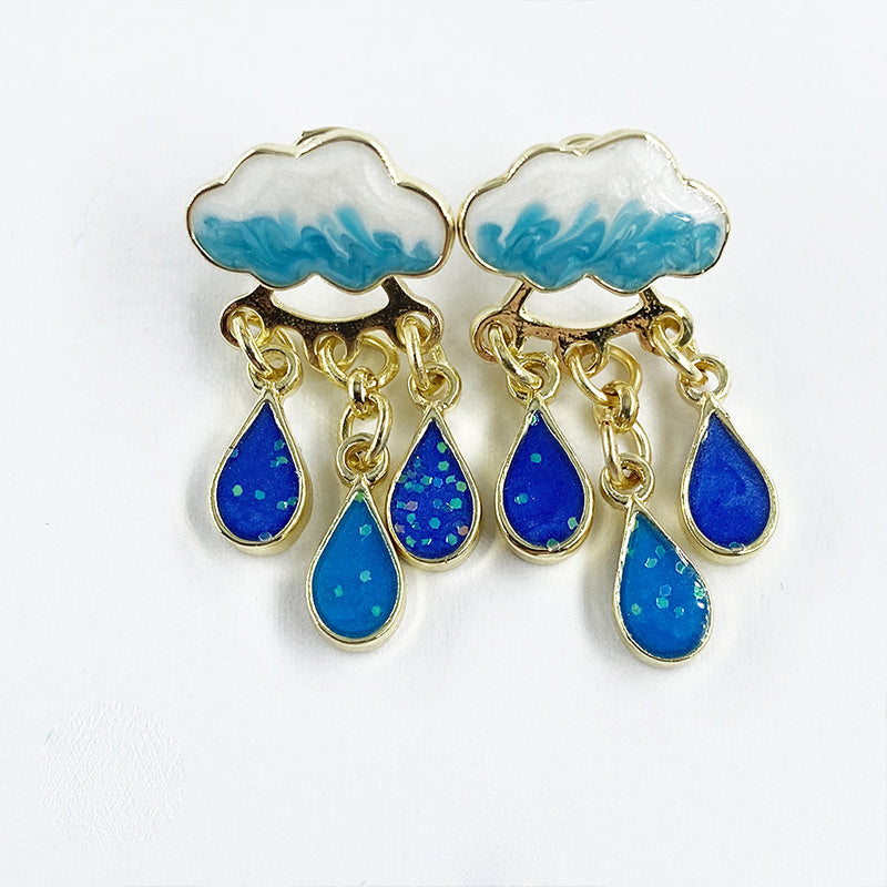 RAINDROP EARRINGS
