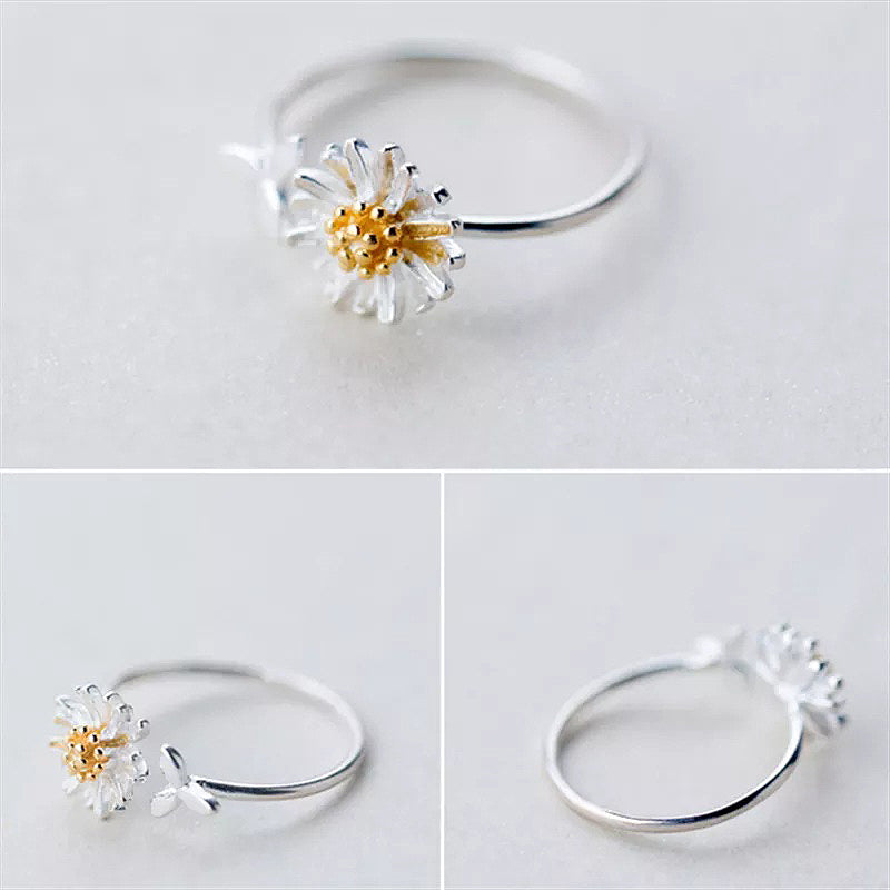 Blooming Daisy Flower Ring