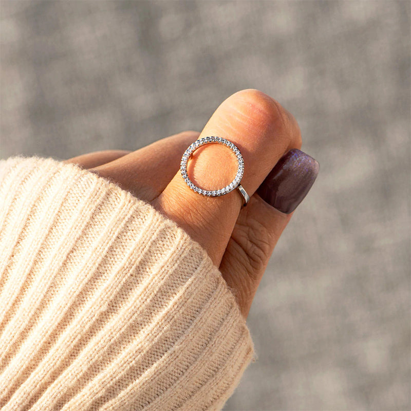 Circle Diamond Ring