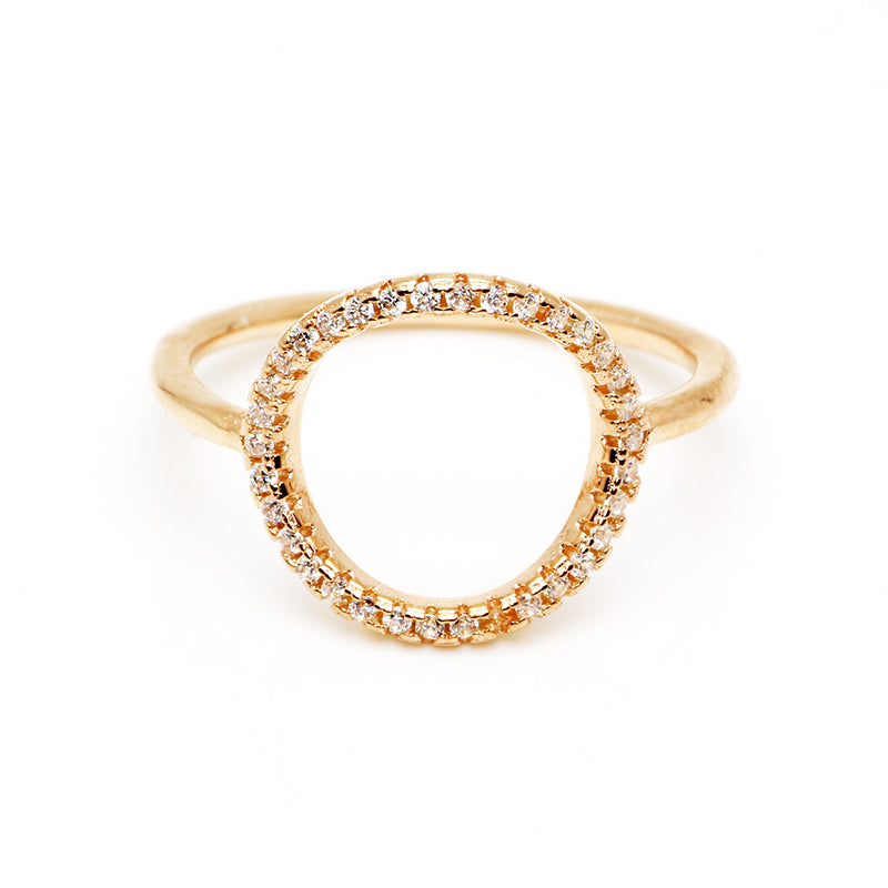 Circle Diamond Ring
