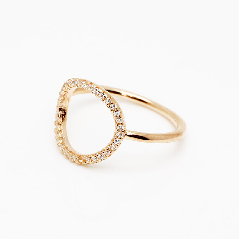 Circle Diamond Ring