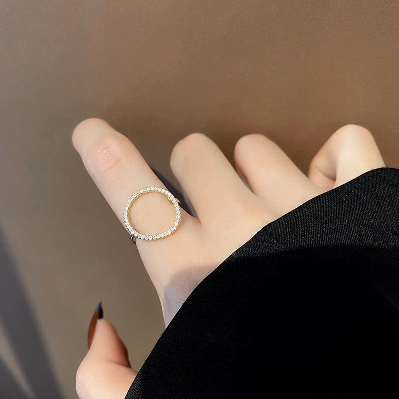 Circle Diamond Ring