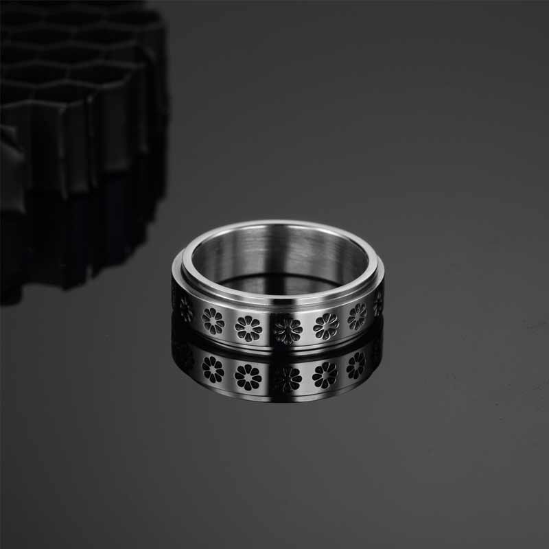 Daisy Fidget Ring