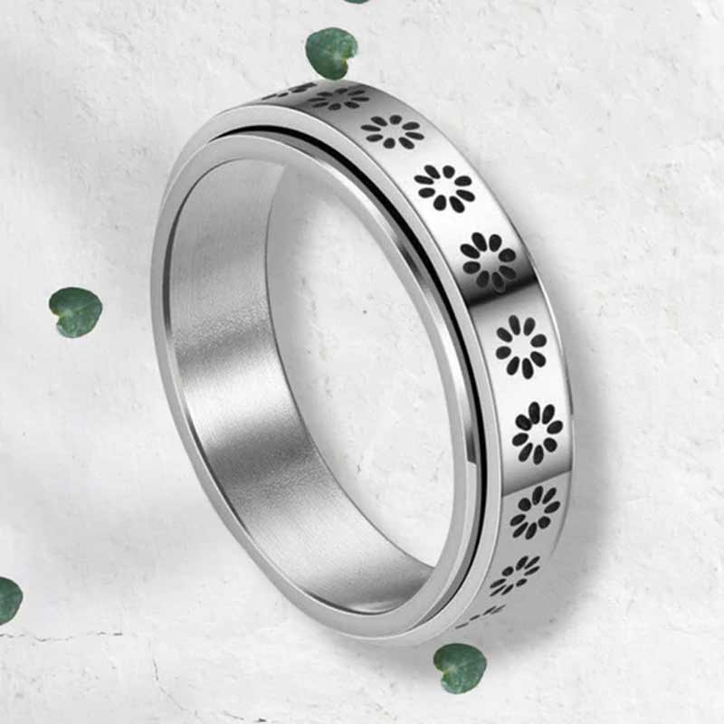 Daisy Fidget Ring