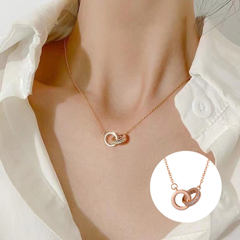Special Round Interlocking Necklace