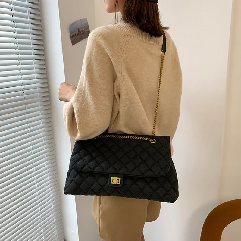Frosted Diamond Chain One Shoulder Underarm Bag