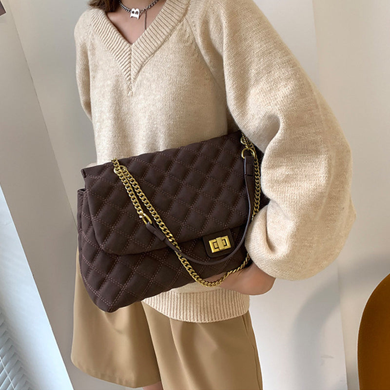 Frosted Diamond Chain One Shoulder Underarm Bag