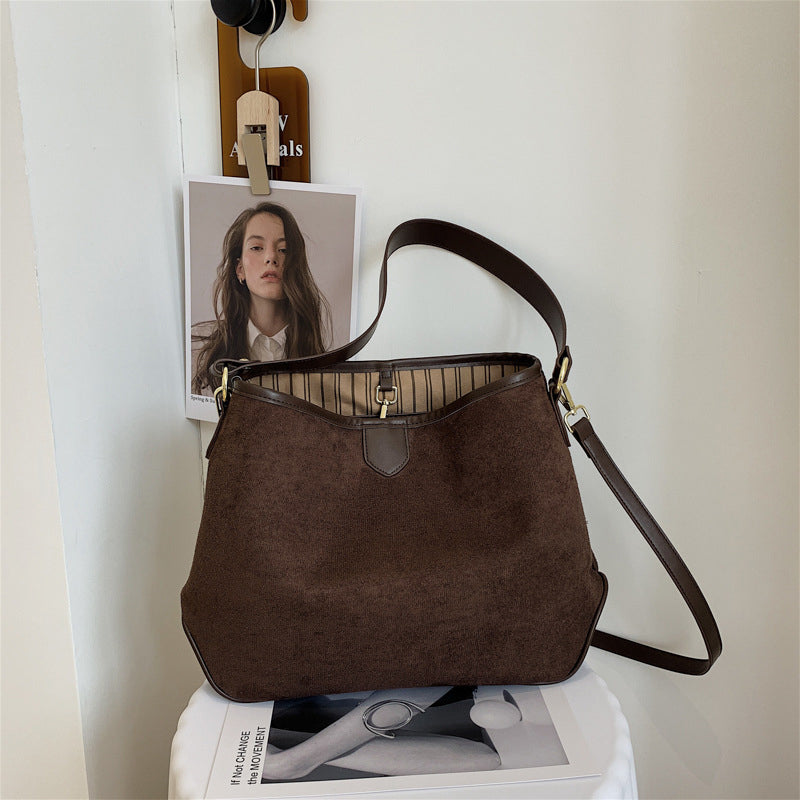 Large Capacity Bucket Bag