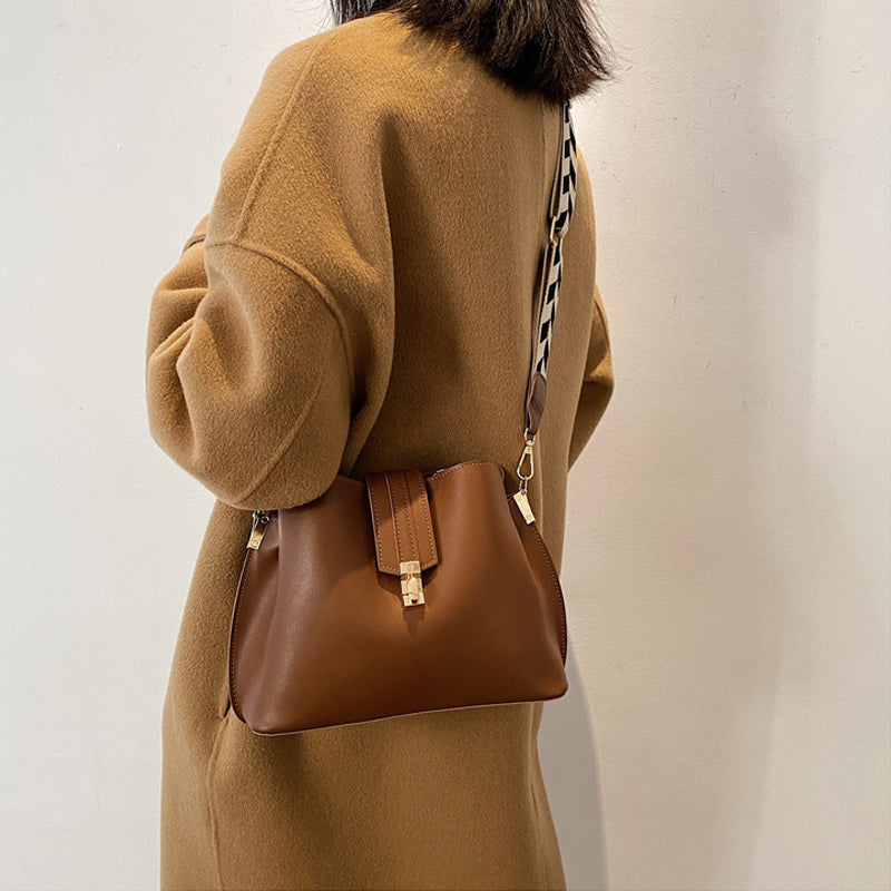 Large Capacity Bucket Bag