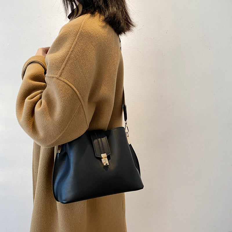 Large Capacity Bucket Bag