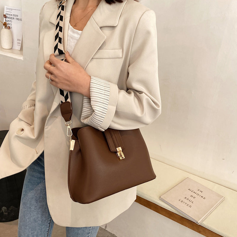 Large Capacity Bucket Bag