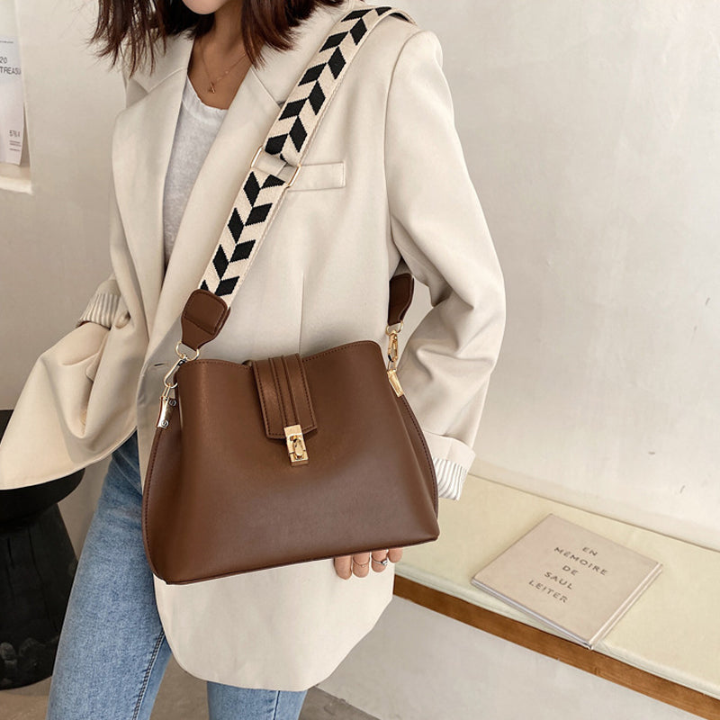 Large Capacity Bucket Bag