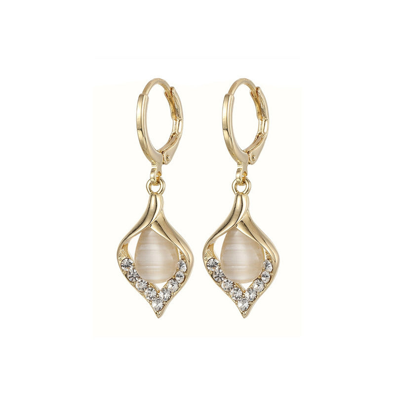 Shiny Cat Eye Earrings