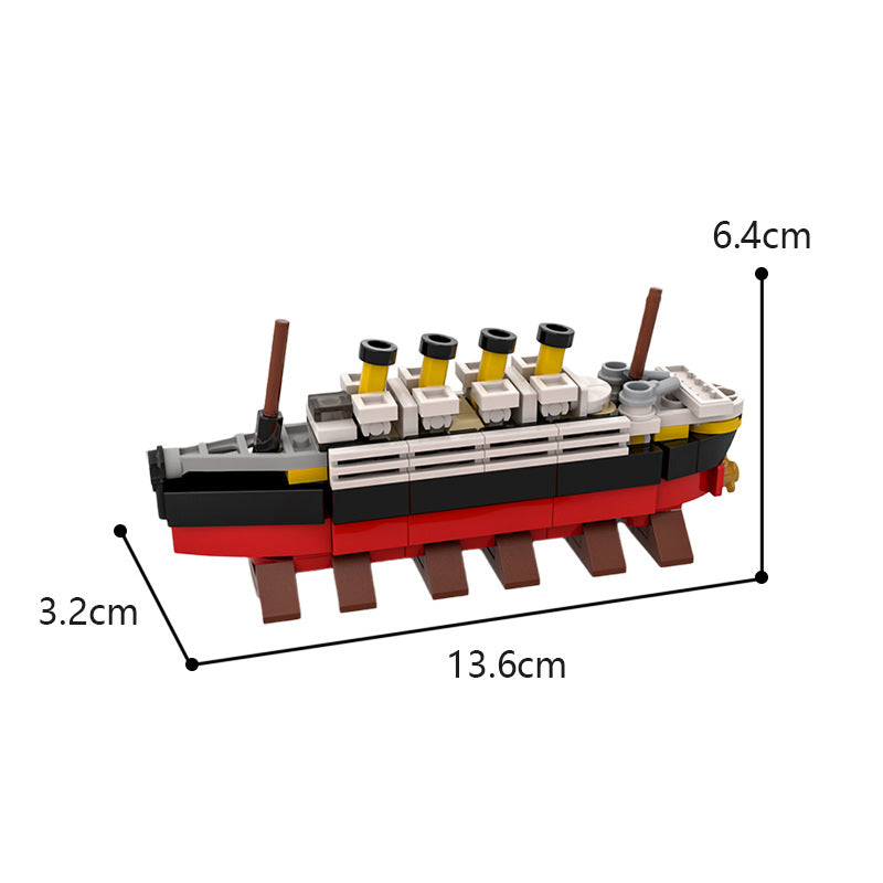 Titanic Cruise Ship Model