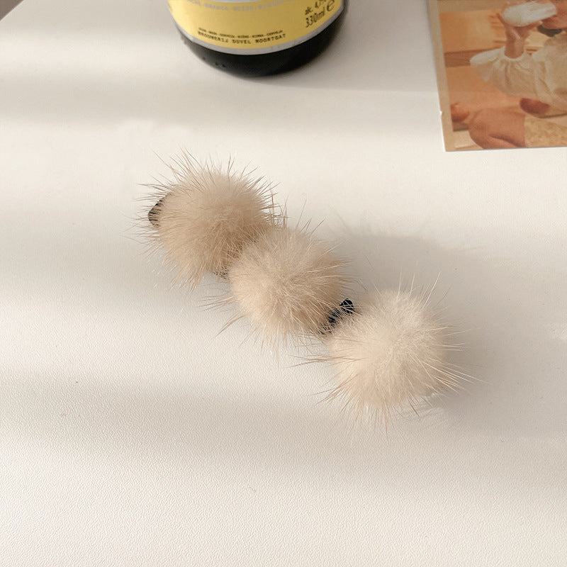 Hairball Duckbill Clip