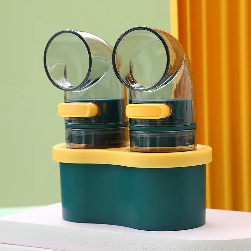 Arc press quantitative salt bottle