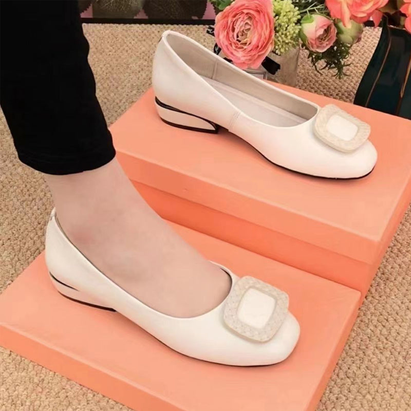 Medium Heel Leather Shoes