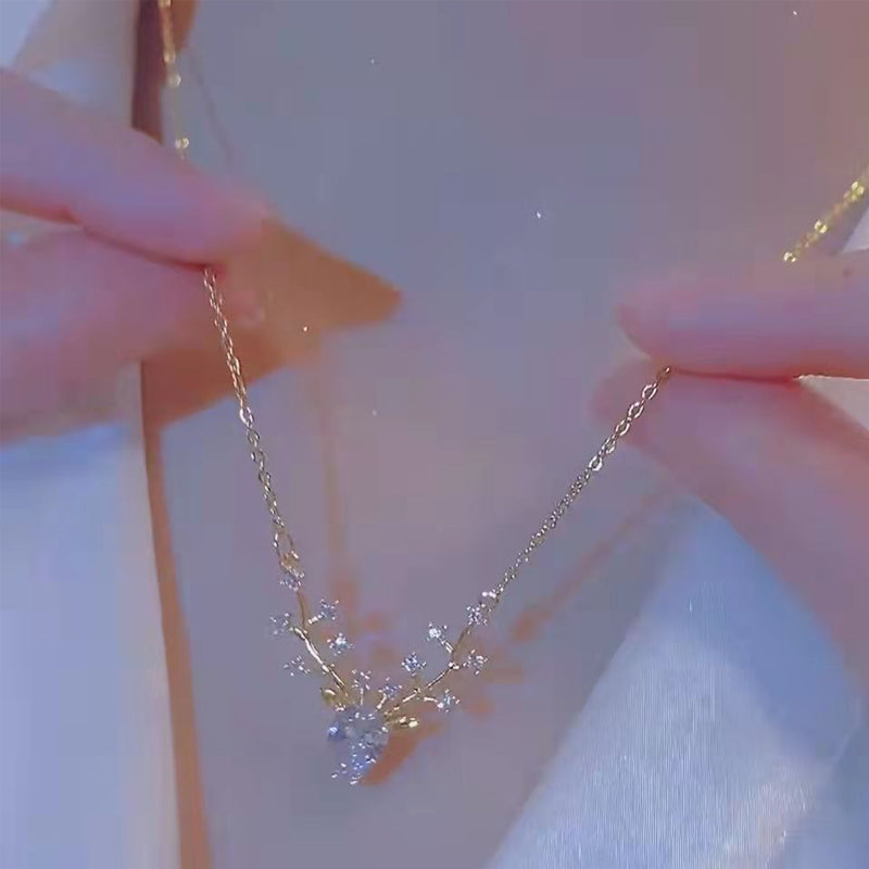 Glitter Deer Titanium Necklace